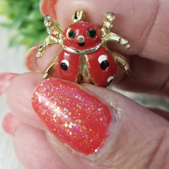 Vintage Ladybug Brooch W/ Green Eyes - Picture 4 of 10